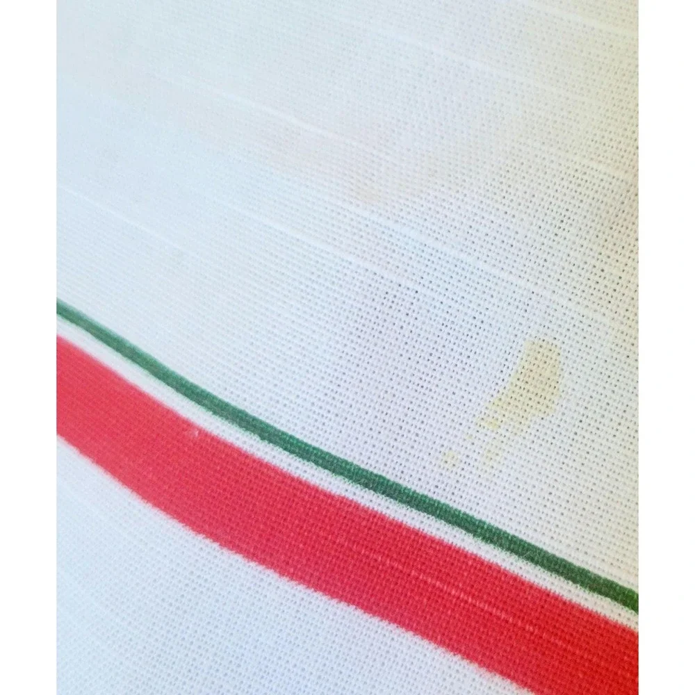 Vintage Christmas Tablecloth Mid Century 1960s 62x102